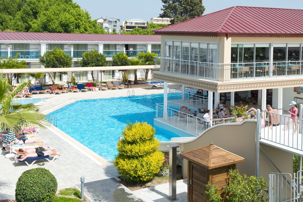 Sun Club Side Hotel Exterior photo