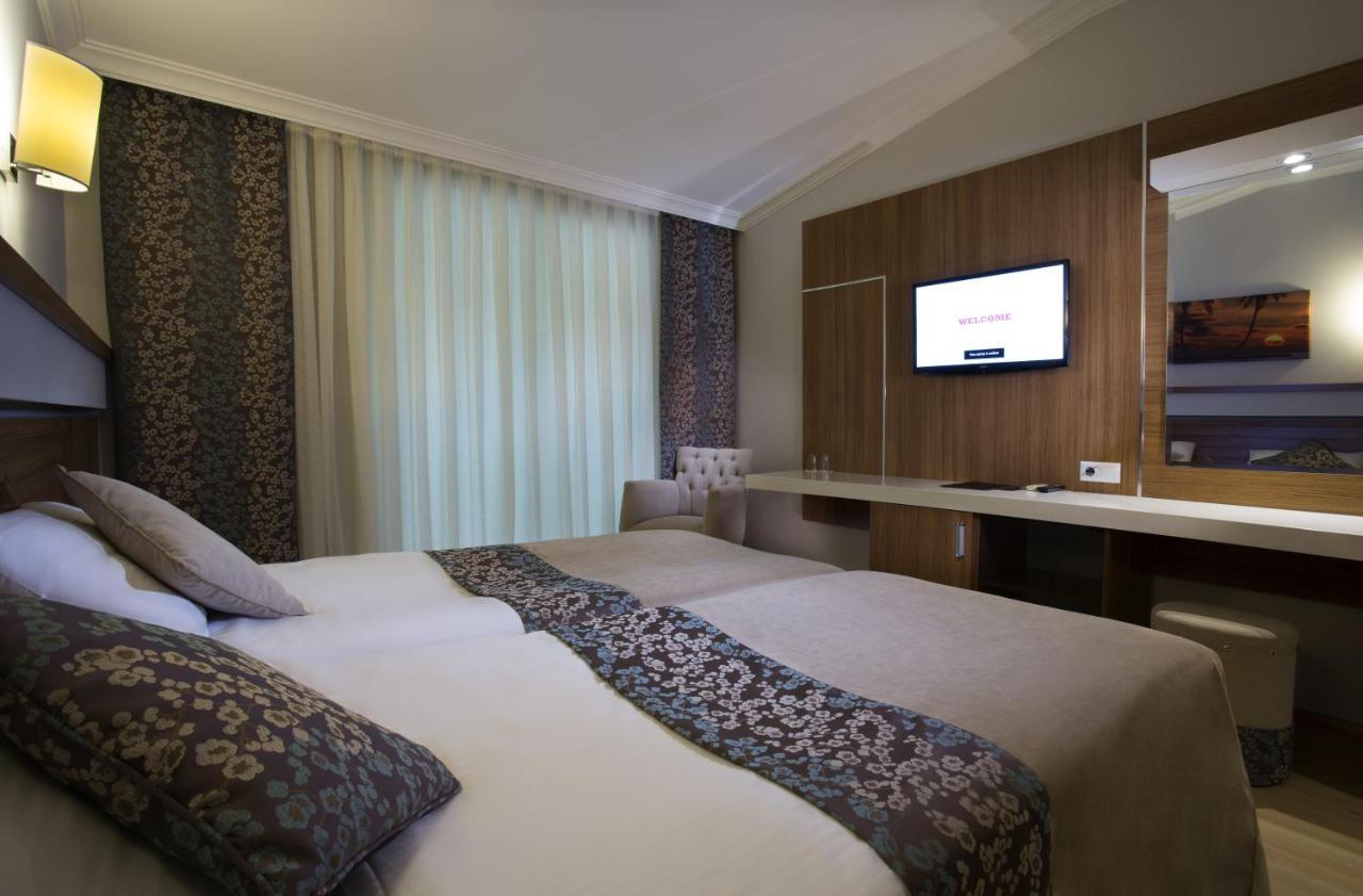 Sun Club Side Hotel Room photo