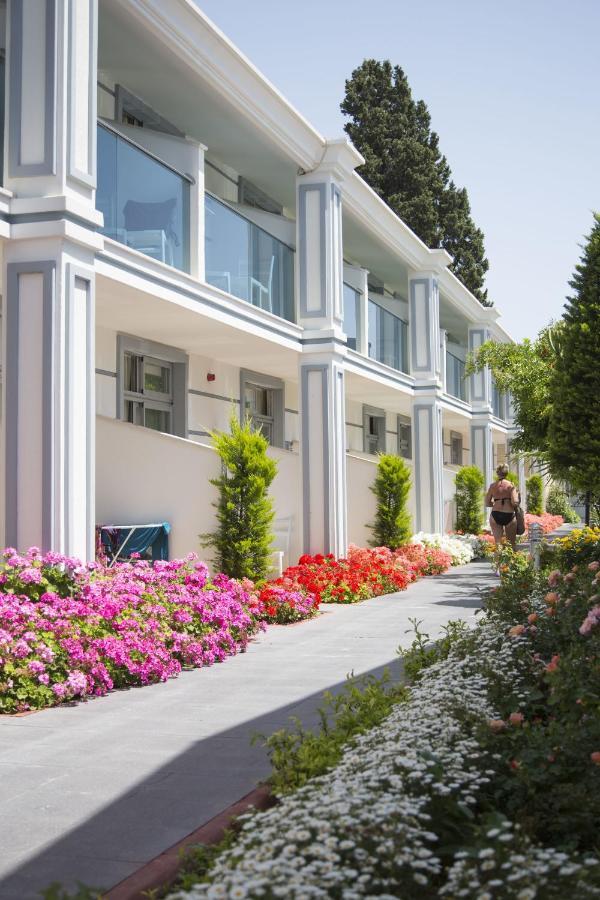 Sun Club Side Hotel Exterior photo