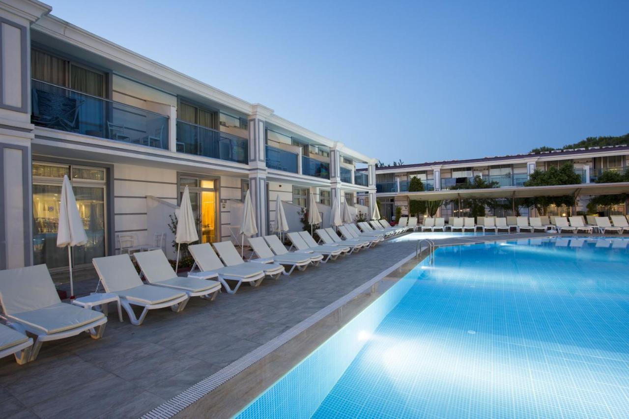 Sun Club Side Hotel Exterior photo